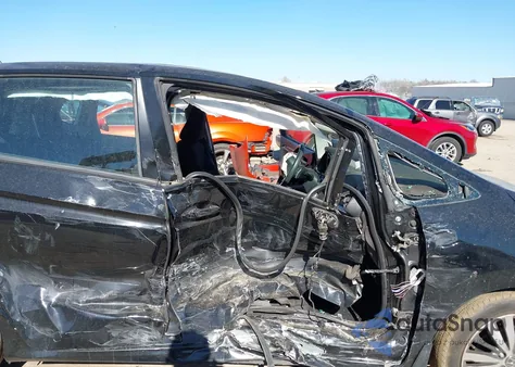 2015 Honda Fit Ex/Ex-L z USA, uszkodzony, nr VIN 3HGGK5H80FM707882